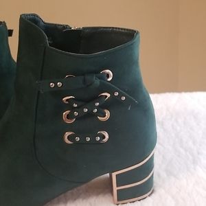 Ashley Stewart Green ankle boots. 2 inch heels.